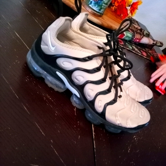 Nike Air VaporMax Plus (Men's) - Picture 1 of 12